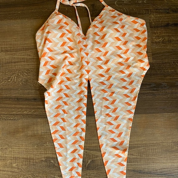 Kortni Jeane Other - Kortni Jeane Tied Up Top size XL